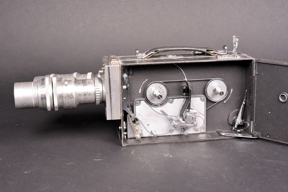 Camera Cine-Kodak Spêcial II - Ouverte